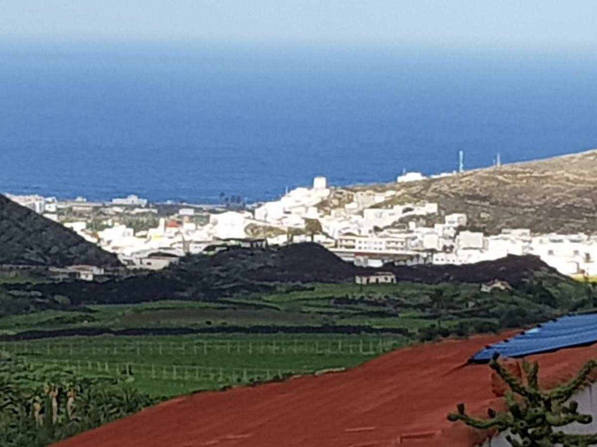 אגאטה Casa Panchita -Maravillosas Vistas Al Mar Y Montana מראה חיצוני תמונה